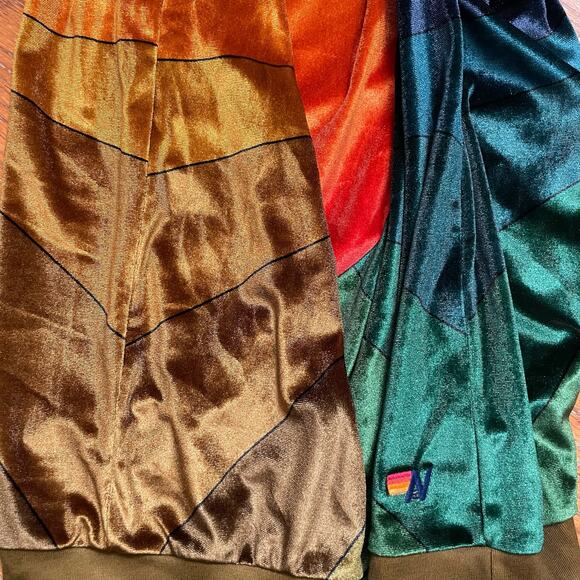 Aviator Nation Galaxy Rainbow Sunburst Velvet Crew Sweatshirt Retro 70s Size L - Picture 8 of 8